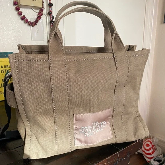 Marc Jacobs Brown Canvas Tote Bag - Picture 2 of 3
